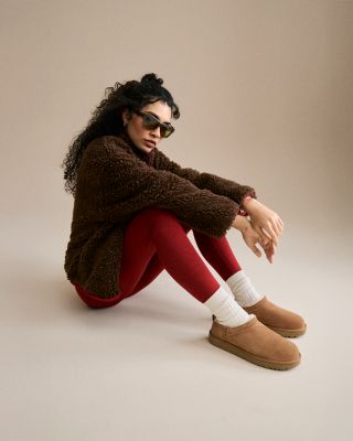 Women&#39;s Classic Micro Boots