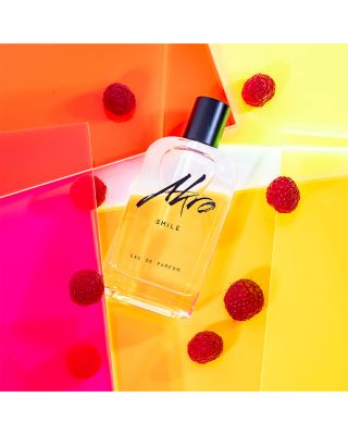 Smile Eau de Parfum 3.4 oz.