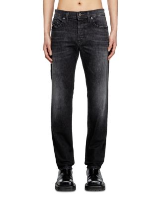 2023 D-Finitive Regular Fit Jeans in Black/Denim