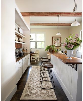 Dash Albert by Annie Selke DA1160 Capri Soumak Area Rug, 2'6"x8'0"