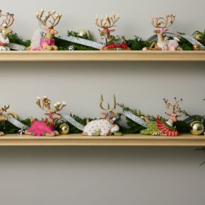 Patience Brewster Dash Away Sitting Blitzen Reindeer Figure