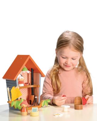 Robin's Nest Box - Ages 3+