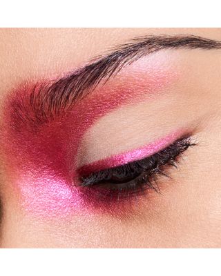 Metallic Eye Shadow