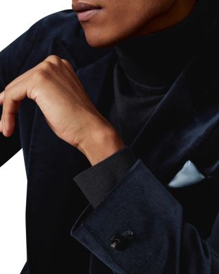 Apsara Peak Lapel Velvet Blazer