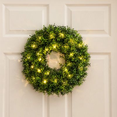 18" Pre-Lit Artificial Boxwood Wreath with 25 Warm White LED Lights