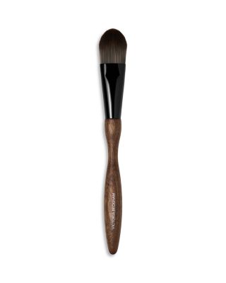 Brush Collection 10 Flat Complexion Brush