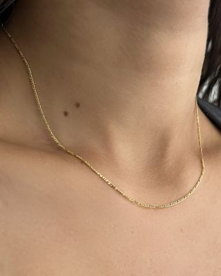 14K Yellow Gold Fine Figaro Link Chain Necklace, 18" 