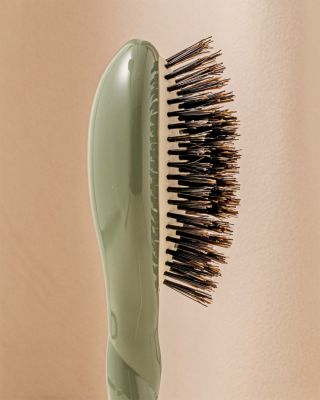 N.01 The Small Universal Shine & Care Hair Brush - Almond Green