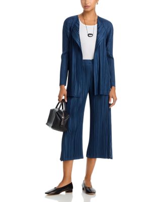 Mellow Pleats Jacket