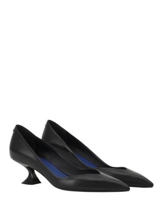  Women&#39;s Midnight Step Pump In Leather