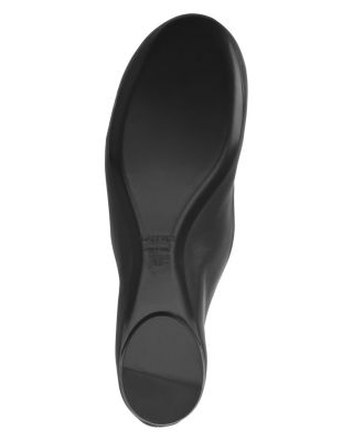  Women&#39;s The Ballerina Flat In Leather