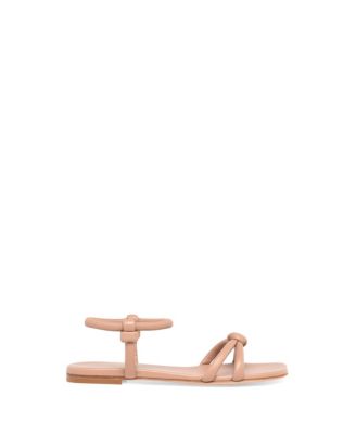  Women's Juno 05 Flats