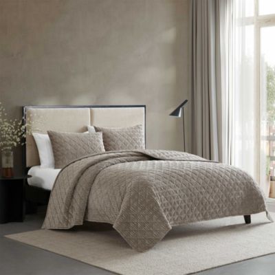 Solid Crushed Velvet 3 Piece Quilt Set, Full/Queen