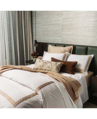 Classic Hotel Duvet Cover 4 Piece Set
