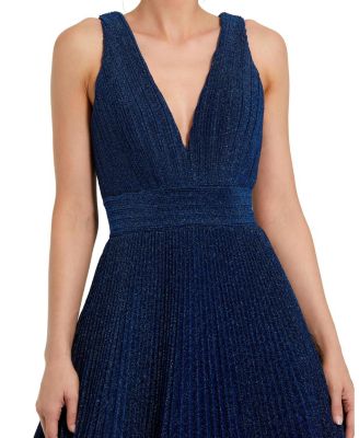 Shimmering Georgette Pleated Sleeveless Gown