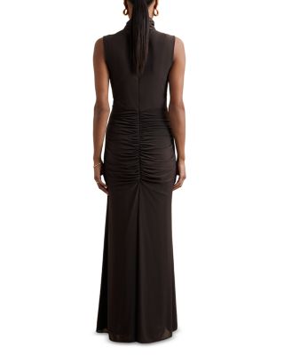 Petites Daniella Sleeveless Ruched Maxi Dress