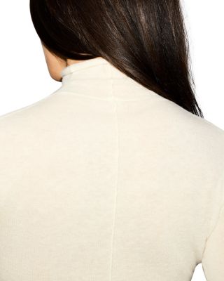 Featherweight Cashmere Turtleneck Sweater 
