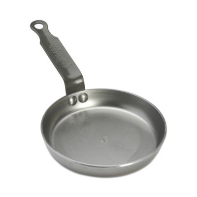 Mineral B 5.5" Carbon Steel Egg & Pancake Pan