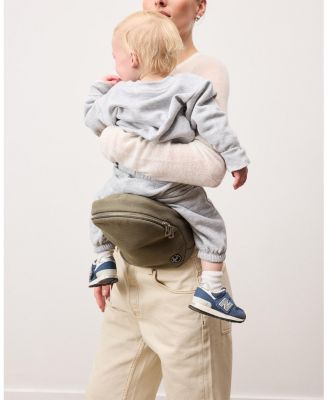  Brio Belt Toddler Carrier