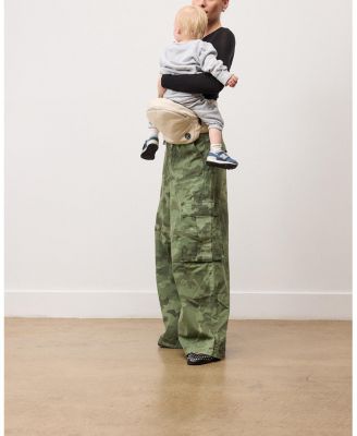  Brio Belt Toddler Carrier