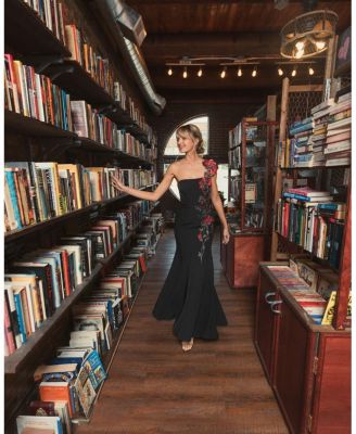 One Shoulder 3D Floral Embroidery Mermaid Gown