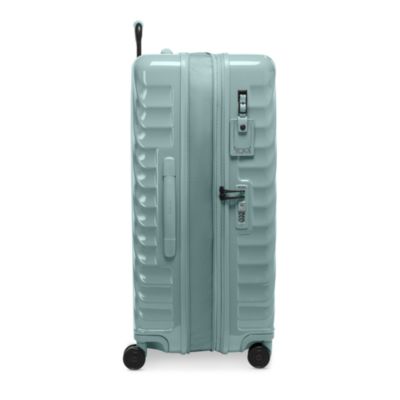 19 Degree Extended Trip Expandable 4-Wheel Packing Case