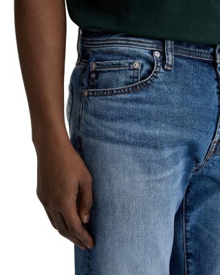 Modern Straight Jeans in Horsetail