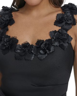 Floral 3D Appliqu&eacute; Cocktail Dress