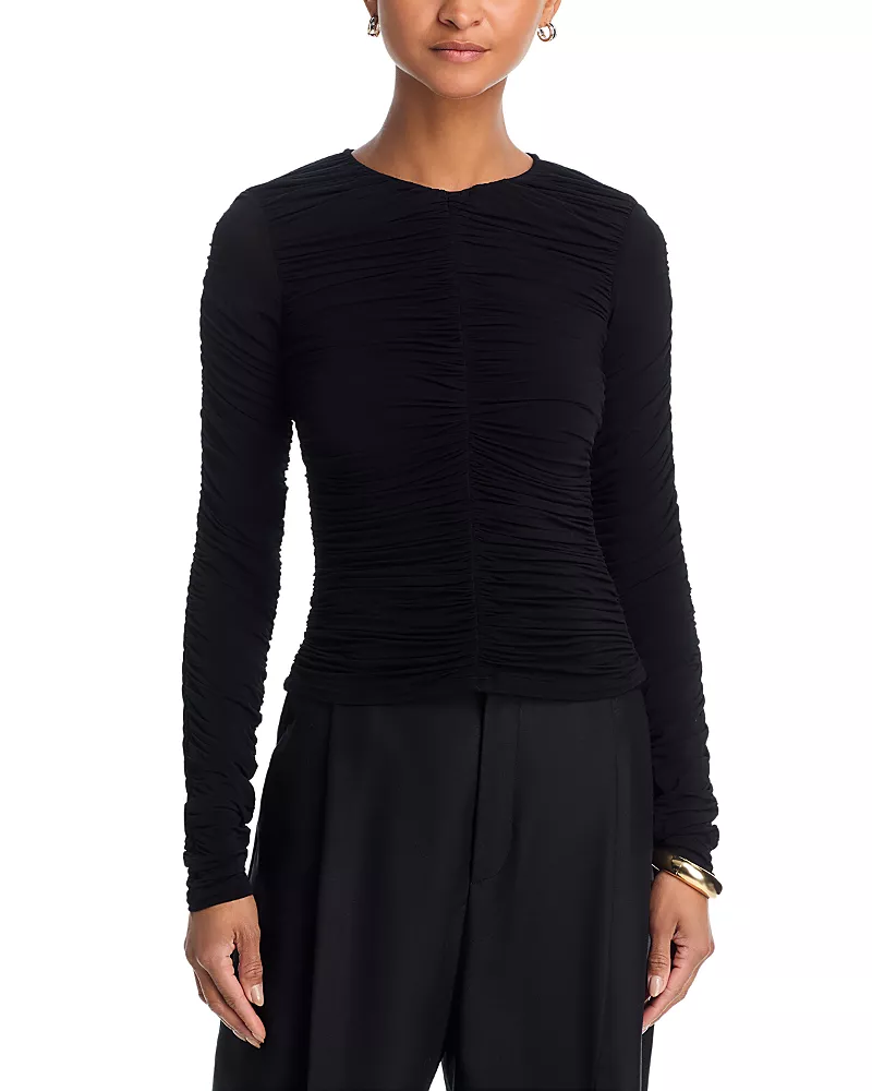Tove Nevin Top