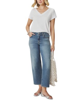 Lila Regen V Neck Tee