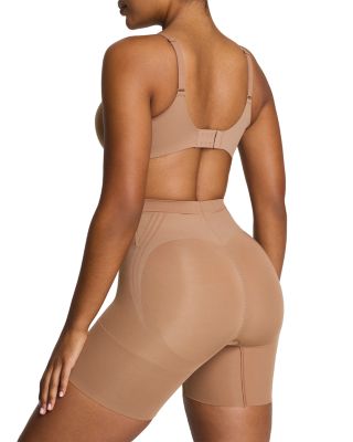 SPANXsculpt™ Go Figure Mid Thigh Shorts