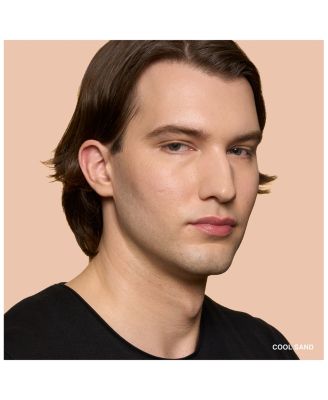 Weightless Skin Oil Controlling Foundation SPF 15 with Hyaluronic Acid