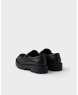  Men's Brushed Leather Loafers