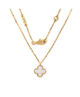  Sweet Alhambra Pendant Necklace 18K Gold and Mother of Pearl, 15.75"