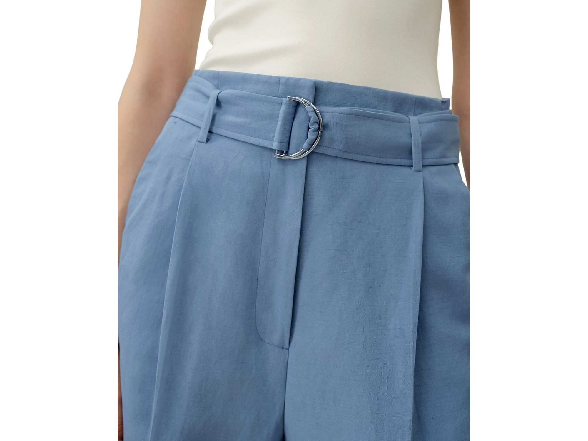 Silk Linen Belted Shorts — Image 4
