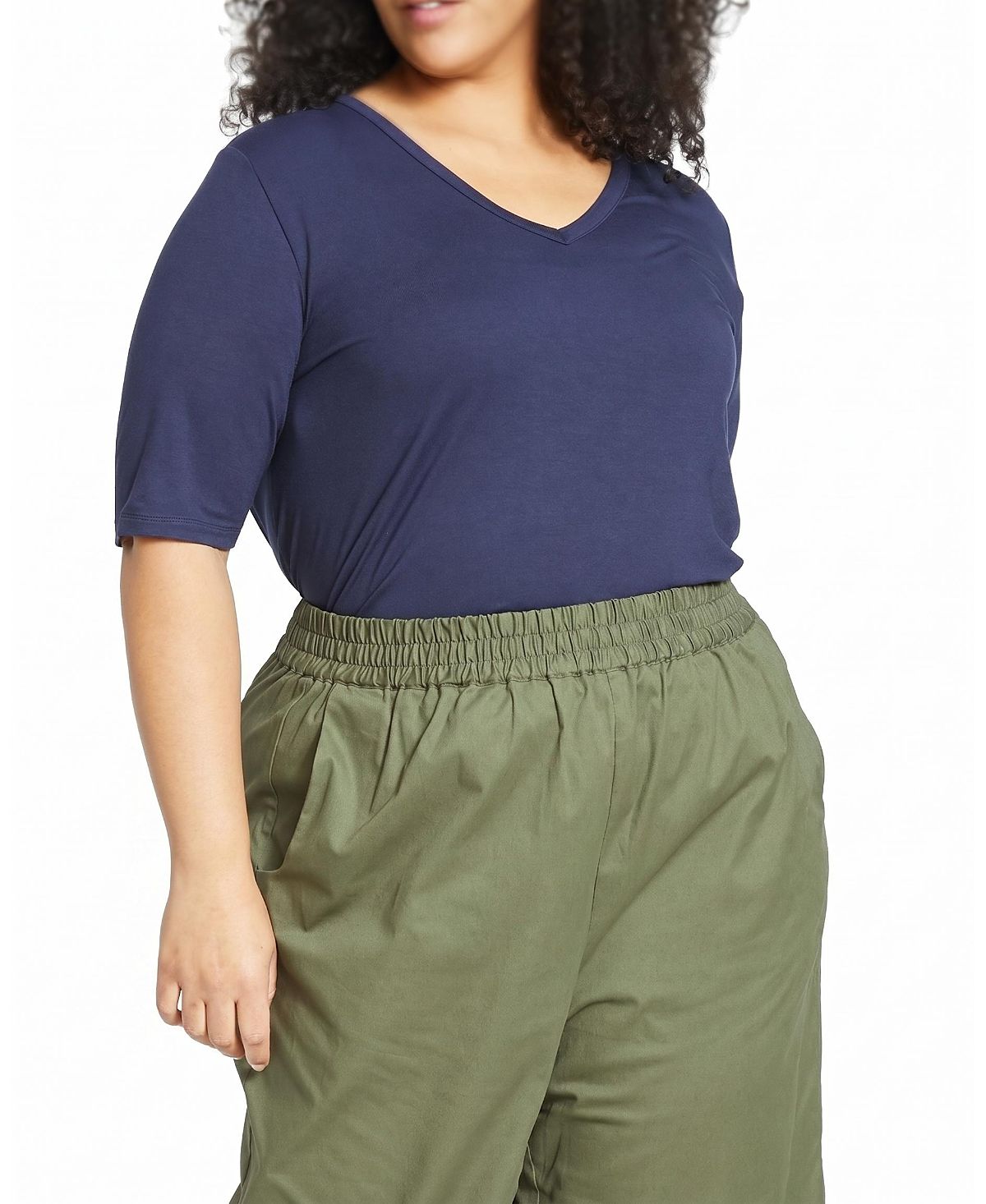 Universal Standard Women's Plus Lily Liquid Jersey V-Neck Stovepipe Tee