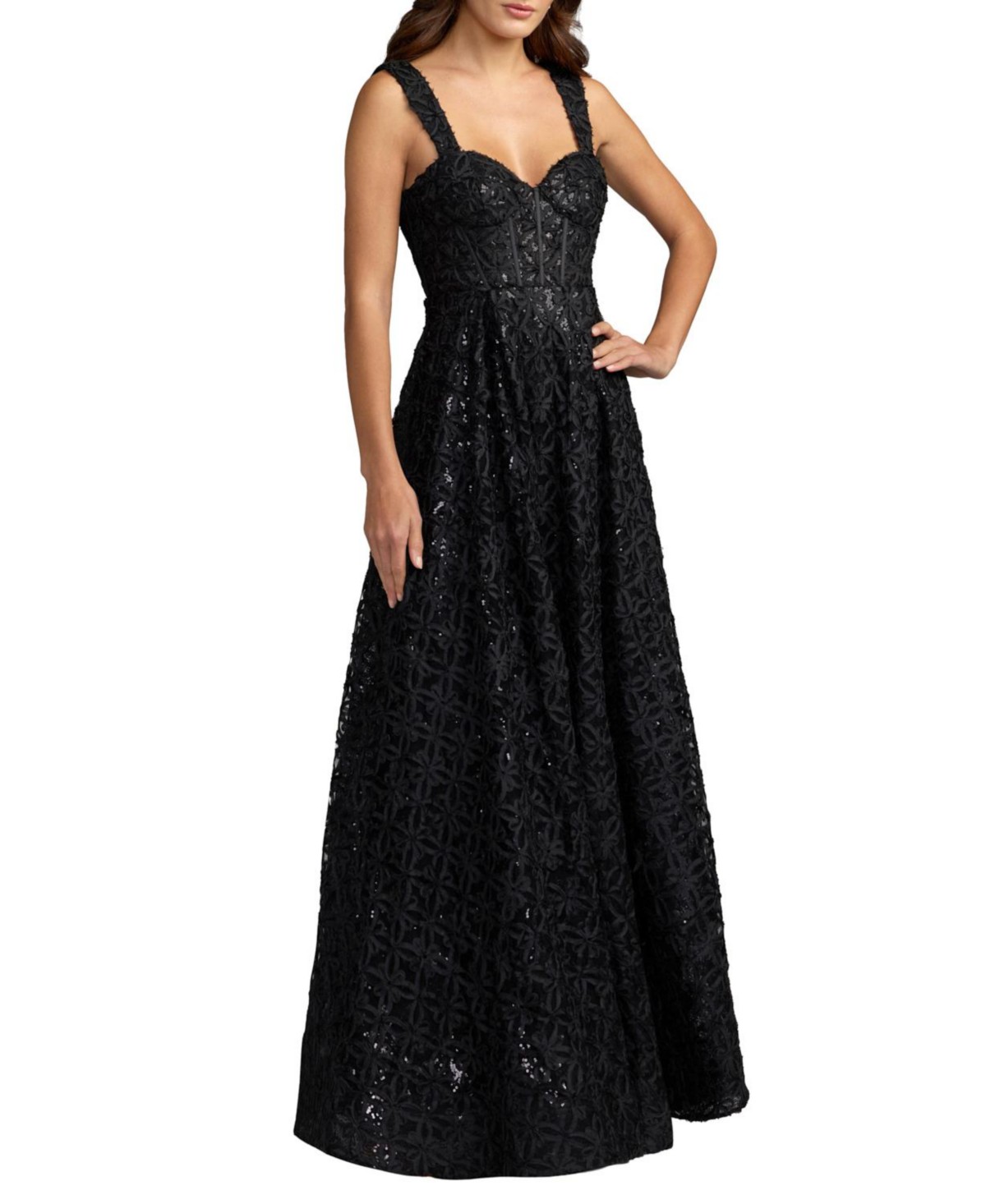 Sleeveless Sweetheart Floral Tulle A Line Gown