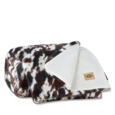 Everett Faux Fur Throw Blanket