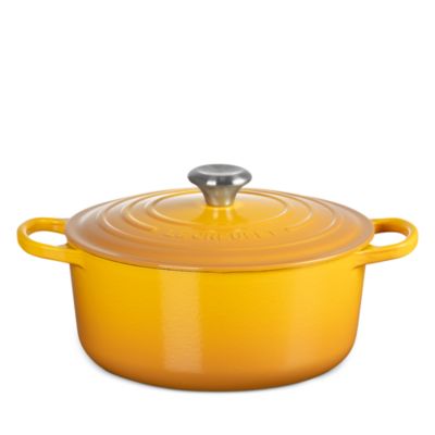 5.5-Quart Signature Round Dutch Oven