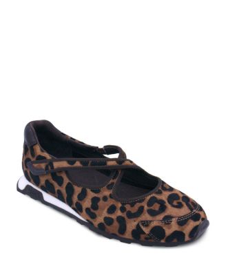  Women's Kore Bis Cross Strap Sneaker