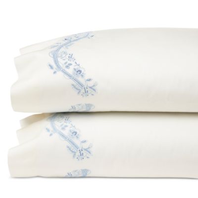 x Scalamandr&eacute; Isabella Embroidered Sateen Pillowcase Pair, King