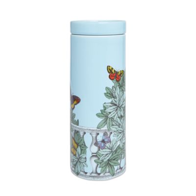 Nel Mentre Giardino Segreto Candle, Farfalle e Balaustra D&eacute;cor 28 oz.