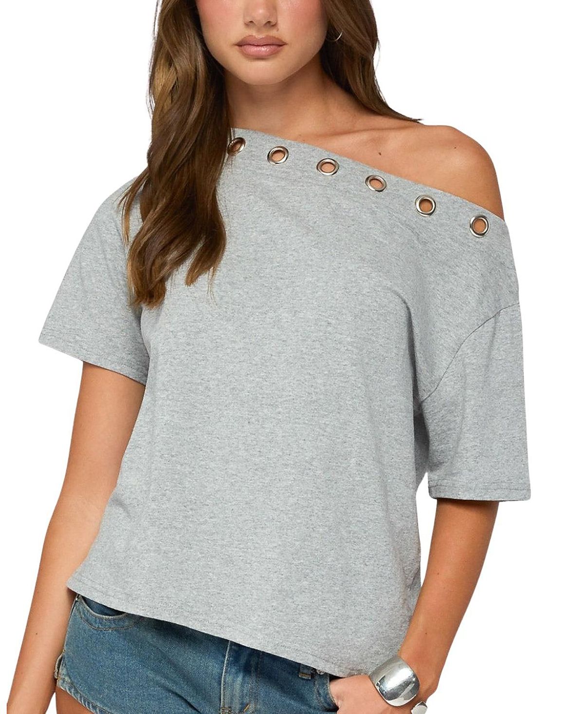Edikted Leslee Grommet Off Shoulder T Shirt