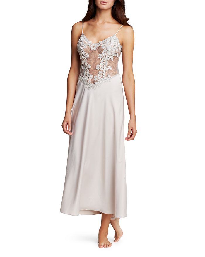 Flora Nikrooz Showstopper Long Nightgown In Champagne