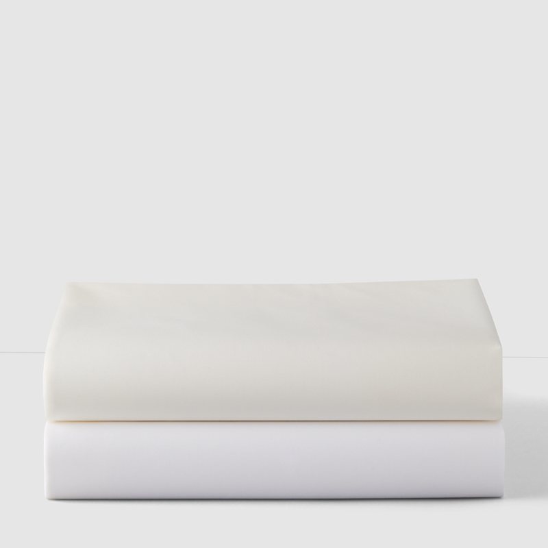 Sferra King 200 Thread-count Solid White Resort Fitted Sheet In Ivory