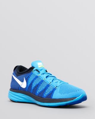 Nike - Men's Flyknit Lunar2 Sneakers