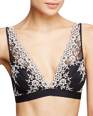 Wacoal Embrace Lace Convertible Plunge Soft Cup Wireless Bra