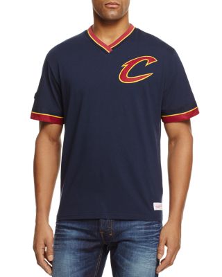 MITCHELL & NESS - Cleveland Cavaliers Vintage NBA V-Neck Tee