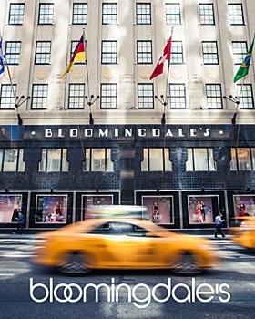 Bloomingdale's: New York, NY, U.S.A.: Bloomingdale's Inc. is an American  luxury department store chain. This department is a flagship store in  Midtown Manhattan. Stock Photo