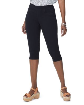 black denim capri pants